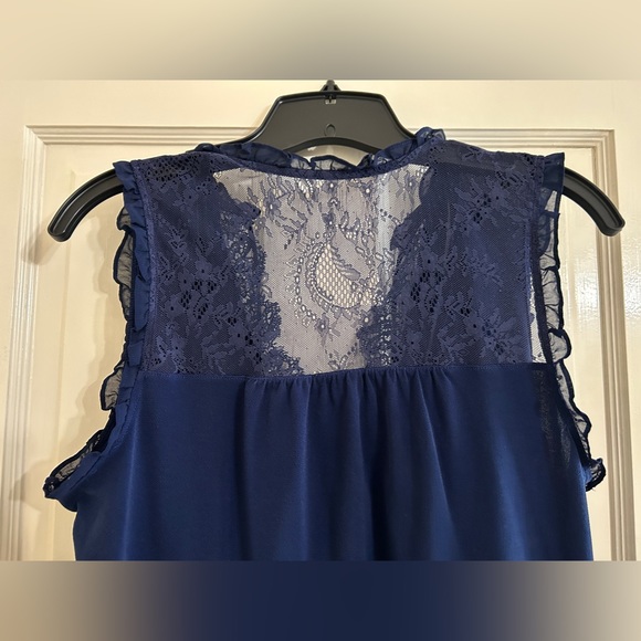 Express Navy Blue Top Size M - Picture 5 of 5